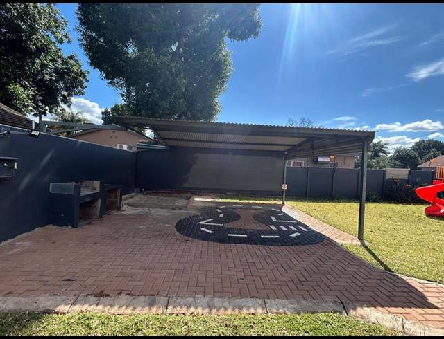 5 BEDROOM HOUSE FOR SALE IN MOKOPANE CENTRAL